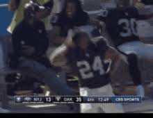 First time i watched it, lynch was the highlight. Marshawn Lynch Gifs Tenor