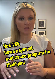 Jennifer Larose's Instagram, Twitter & Facebook