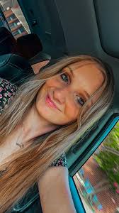 Hi everyone!! I'm looking for a roommate(s) for the 2024-2024 school year  and ideally would like to stay between $500-650 and move into a furnished  apartment. If anyone else is also in