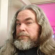 Stuart Urquhart (@StuHappens)