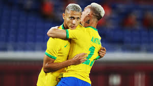 In de groepsfase worden twee wedstrijden per dag gespeeld. Z Qdpl4jvuazim