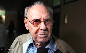 Familias del barrio José Dolores Estrada de Managua estrenan calles  pavimentadas