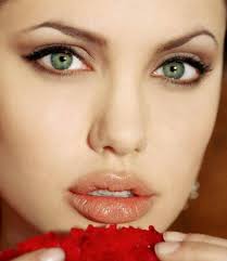 Quelles Couleurs Porter En Fonction De La Couleur De Vos Yeux Maquillage Yeux Verts Yeux Verts Maquillage Yeux