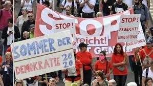 Polizisten wurden angegriffen, als sie störer um 21:05 uhr wurde die demonstration für beendet erklärt: Corona Demo In Berlin Im Live Blog Hunderte Demonstrieren Auch Am Sonntag Berliner Morgenpost