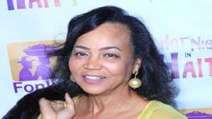 Who are Jahmyr Gibbs's parents? Meet Greg and Dusty Ross, the NFL star's  adoptive parents