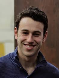 Eric Brewster's Instagram, Twitter & Facebook