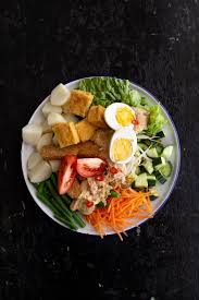The cashews do lend a lighter taste compared to most traditional indonesian peanut sauces, and. Indonesian Gado Gado Salad With Peanut Sauce Wandercooks