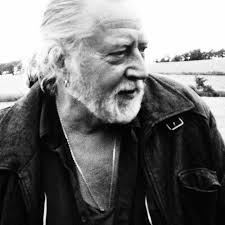 Han har også skrevet en rekke bøker, i tillegg til å være en anerkjent billedkunstner. Ulf Lundell Youtube
