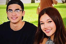 Kobe paras fetes hero nurse who assisted in roadside delivery. What Benjie Paras Thinks Of Kobe S Girlfriend Abs Cbn News