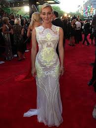 Stunning Dress Asher Keddie Looks So Gorgeous In It Definitely Best Dress Of The Evening Fabulous Dresses Pretty Dresses Nice Dresses