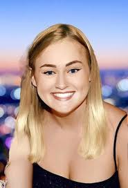 Renee Kincaid's Instagram, Twitter & Facebook