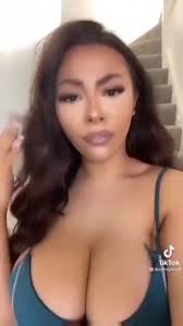 Aint my momma something else Porn Pics and XXX Videos - Reddit NSFW