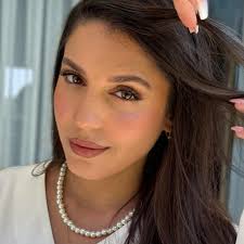 עוזבת את הדירה היפה שלי בארלוזרוב בת ים בגלל מעבר לדירה גדולה יותר🙏 דירת 3  חדרים בבניין שעבר תמ״א כולל ממ״ד, אני הראשונה שגרתי בו אחרי השיפוץ קומה 4  עם מעלית מרפסת