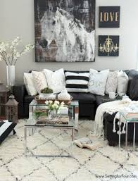 Dark Couch Lightened Up 46 Amazing Small Living Rooms Ideas With Farmhouse Style 27 Toparchitecture Family Room Decorating Living Decor Apartment Decor