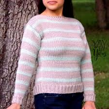 This instant download pattern includes both hand knit + machine knit instructions, as well as slow video tutorial. Ravelry Addi Knitting Machine Pullover Pattern By Yay For Yarn Patterns