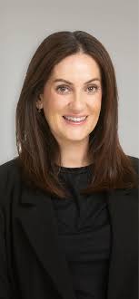 Renee Poore's Instagram, Twitter & Facebook