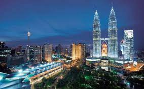 Looking for the best kuala lumpur wallpaper? Hd Wallpaper Kuala Lumpur At Night Malaysia Desktop Hd Wallpaper Building Exterior Wallpaper Flare
