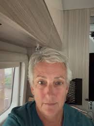 Happy happy birthday to my amazing wife Robin Hillman. Three birthday  celebrations since diagnosis, and Robin is kicking butt as a fierce  warrior. 💪🏼💪🏼🙌🏼😎🥰 Monday was the start of Robins birthday week