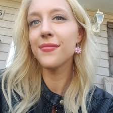 Hannah Arbuckle's Instagram, Twitter & Facebook