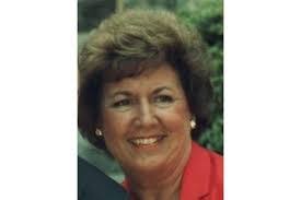 Clara Queen's Instagram, Twitter & Facebook