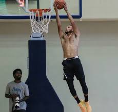 So, what will the curry thirty look like? Stephencurry Works Out In Manila Part Of The Asia 2018 Under Armour Tour Nba Stephen Curry Stephen Curry Basketball Stephen Curry Workout