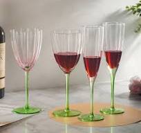 Hot Selling Elegant Flower Shaped Wine Glasses Handmade Champagne Flute  Glasses for Wedding Party