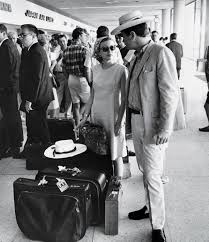 Joan Didion And John Dunne Photos Of Their Life In L A Joan Writer Joan Didion Books