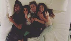 En su última parte, daniela aránguiz también recordó a rigeo, su hermano con quien fue el que tuvo su relación más cercana de padre e hija. Los Hijos Del Mago Y Daniela Aranguiz Hablan Cuatro Idiomas Redes Sociales Pagina 7