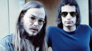 Maaaaaaan, check out the way Bruce Blackman Smooths out this Fantastic  Classic Track. Love the Horns, and the vocal harmonies. I also Love hearing  new Material from our VIP's at Yacht Rock