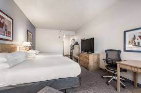 Can you name the nascar race winners 2020s? Phoenix International Raceway Group Hotel Booking Groople
