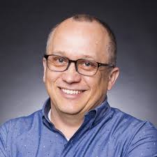 League of Legends MMO producer leaves Riot: 'It's the right time to hand  over the reigns'