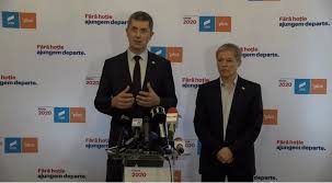 Mii de români au rămas la alianța usr plus își ia angajamentul în fața românilor din diaspora să lupte pentru ca la următoarele alegeri toți românii să voteze, fără să stea la coadă. Dan Barna Proposed As The Usr Plus Candidate In The Presidential Elections Dacian Ciolos Validated For The Pm Position Nine O Clock