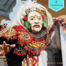 Tari klono topeng salah satu jenis tari topeng yang berasal dari cirebon. Keunikan Tari Topeng Asal Muasal Hingga Filosofi Yang Begitu Kaya Borneo Channel