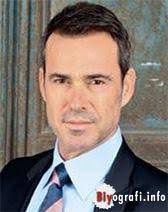 Sunuculuk, mankenlik ve oyunculuk yaparak murat başoğlu ile ilgili ayrıntıları sizler için hazırladık. Murat Basoglu Biyografi Info