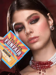 Kirmes-Lidschattenpalette mit 18 Farben