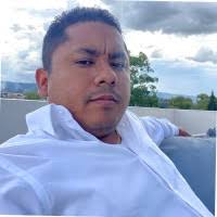 500+ "Andy To" profiles