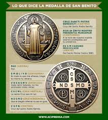 El Significado De La Medalla De San Benito Oracion A San Benito Educacion Religiosa Catolica San Benito