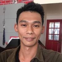 Andrew Caple's Instagram, Twitter & Facebook