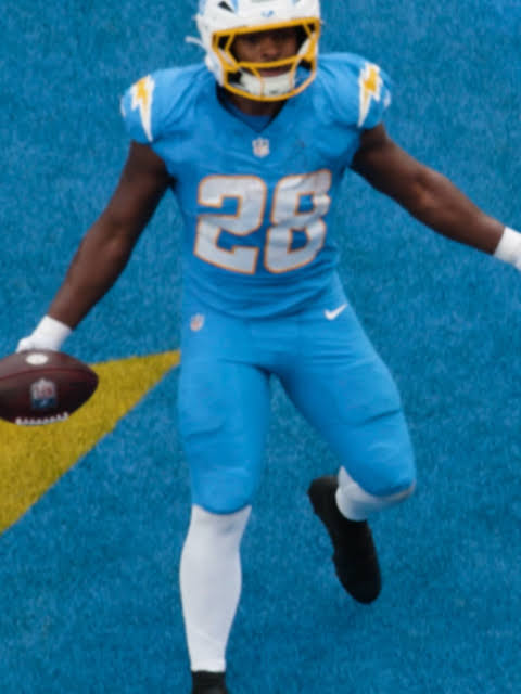 this edit so tuff #chargers #nfl #football #kimanividal | TikTok