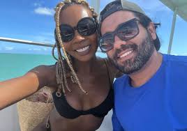 Thelminha e o marido se hospedam em resort com diárias de até R$ 3,4 mil em  AL