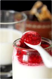 Yaourt A La Framboise Chefnini Recette Recette Yaourt Avec Yaourtiere Recette Yaourt Recette Yaourt Maison