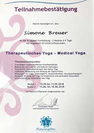 YOGA DICH GLÜCKLICH mit Simone Breuer