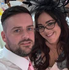 What do we have here? Having lunch