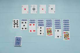 Here Are Some Of The Best Solitaire Card Games Using A Standard 52 Card Deck Including Klondike Pyra Solitaire Cards Solitaire Card Games Solitaire Card Game