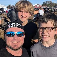 How do the residents of Lehigh feel about the opening of another gym in our  town?