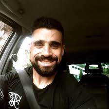 Is it safe to pay with a credit card in Uber or Bolt or is cash mostly  recommended?