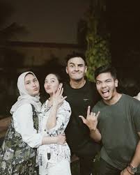 ''hampir pasti bapak presiden tidak bisa hadir. 10 Potret Manis Marco Ivanos Saat Lamar Kekasihnya