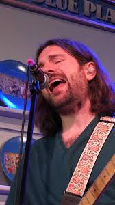 @theemptypocketschicago Performing "Make It Through" Live