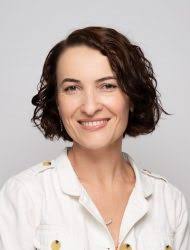 Anna Zilberberg's Instagram, Twitter & Facebook