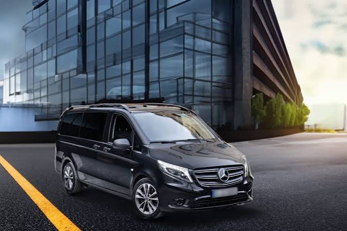 Airport transfer car